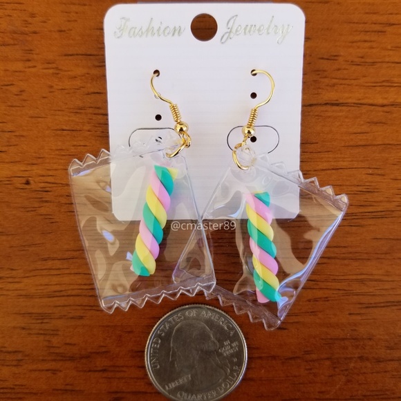 2 for $8 Packaged Bear Candy Lollipop Heart - Picture 3 of 7